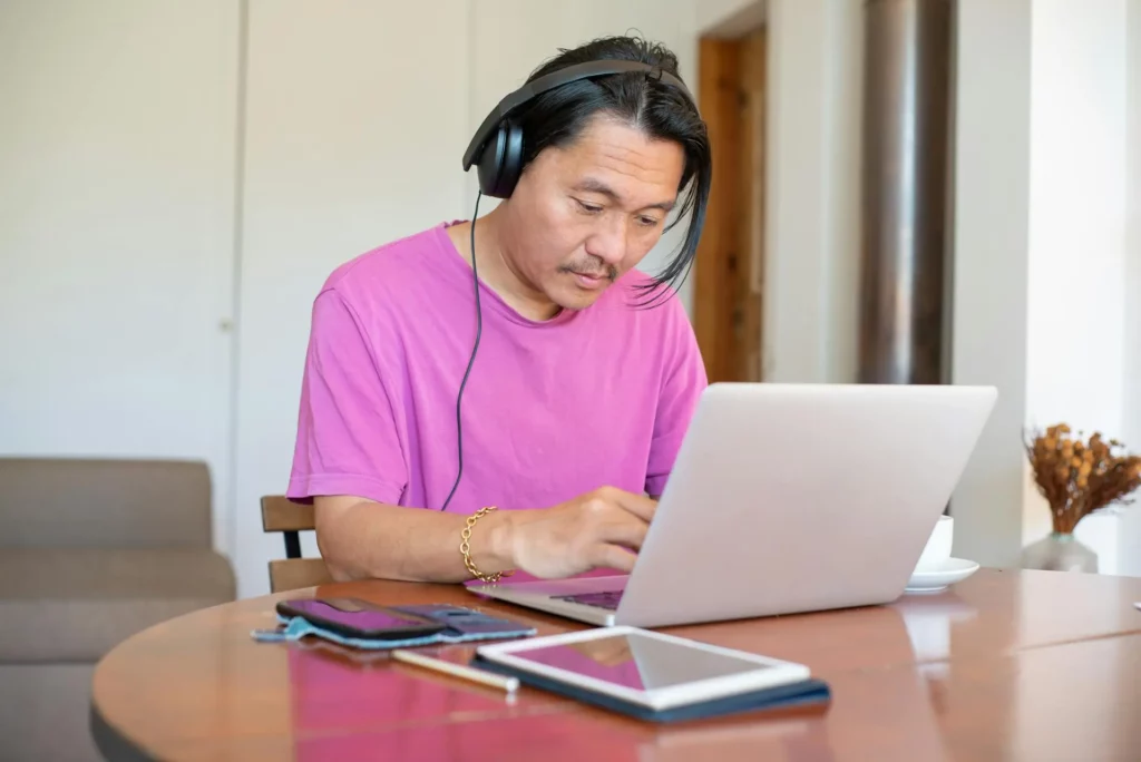 Top 10 Remote Jobs With No Experience Required